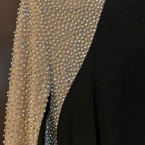 Dress - Picture 5 of 7